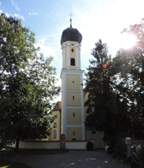 Linden-, Ahorn- und Robinienallee an der Wallfahrtskirche Maria Kappel