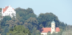 Lindenallee am Schlossberg in Neuburg an der Kammel